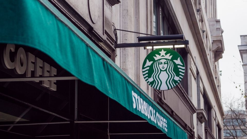 Starbucks Shuts Down 130 Coffee Shops in Russia