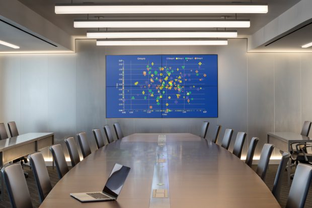 How to Create an Eye-catching Conference Room with Modern Technology