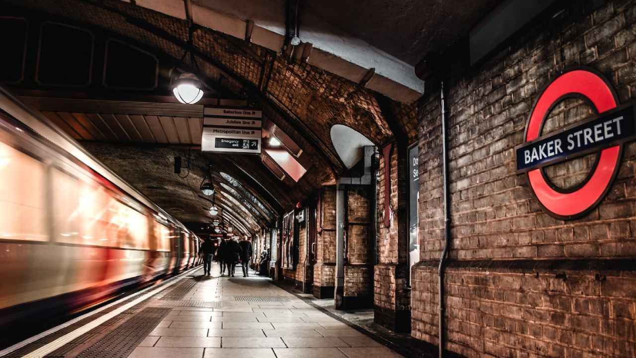 10 Reasons Why Transport for London (TfL) Is The Perfect Case Study Digital Transformation